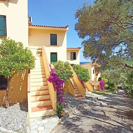 The Yellow Apartment Agios Nikolaos (Chalkidiki)