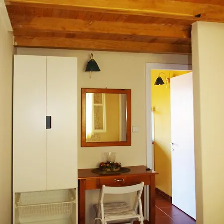 The Yellow Apartment Agios Nikolaos (Chalkidiki)