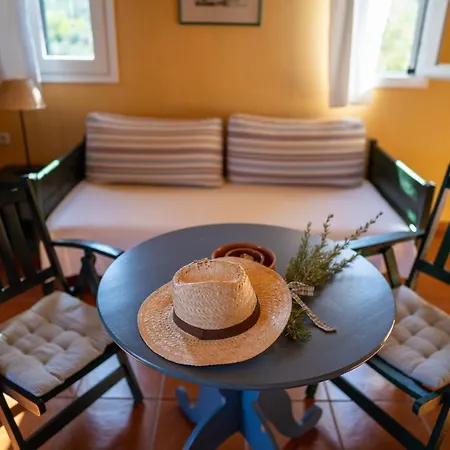 The Yellow Apartament Agios Nikolaos (Chalkidiki)